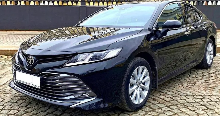 Toyota Camry 2021